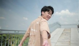 陈三快手网红吃瓜,趣味横生引网友热议